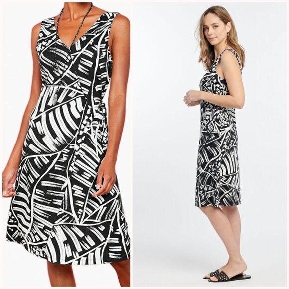 Nwt Nic+Zoe | Moonlit Palm Dress with cinched waist - Picture 1 of 12
